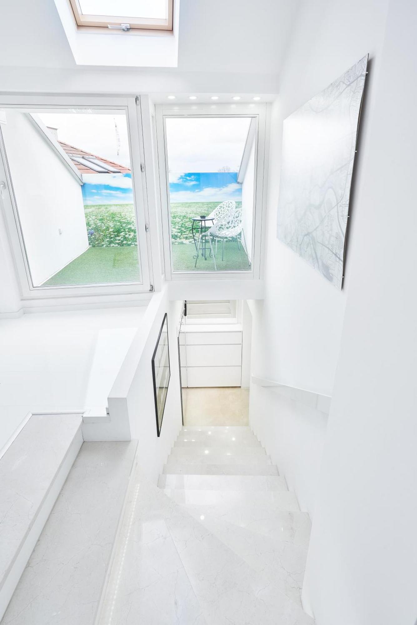 Unique Design Loft In Middle Of Centre Of Old Town With Netflix Apartamento Cracóvia Exterior foto
