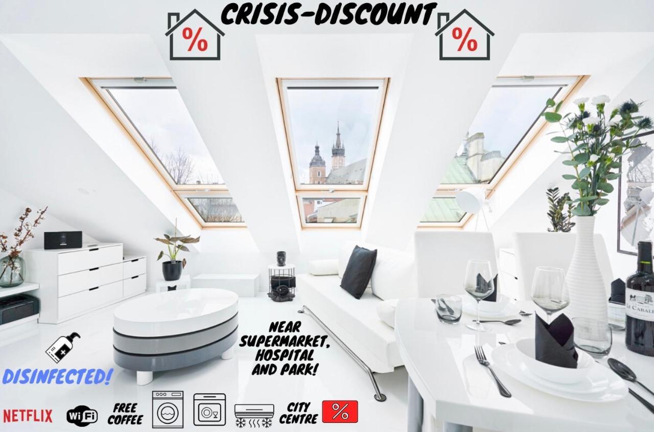Unique Design Loft In Middle Of Centre Of Old Town With Netflix Apartamento Cracóvia Exterior foto
